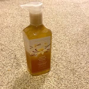 Warm Vanilla Sugar cleansing gel hand soap